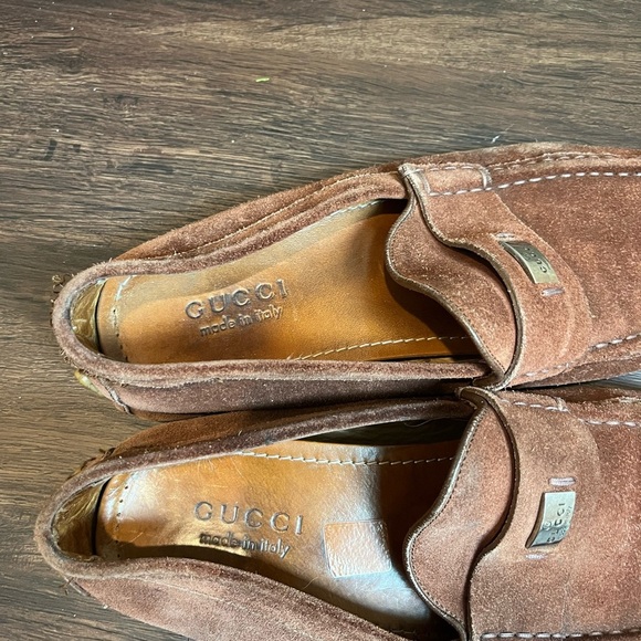 Gucci Men’s Brown Suede Drivers - Picture 8 of 9